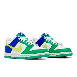 NWT💙💚 Stadium Green Royal DUNK low ⭐️💛
